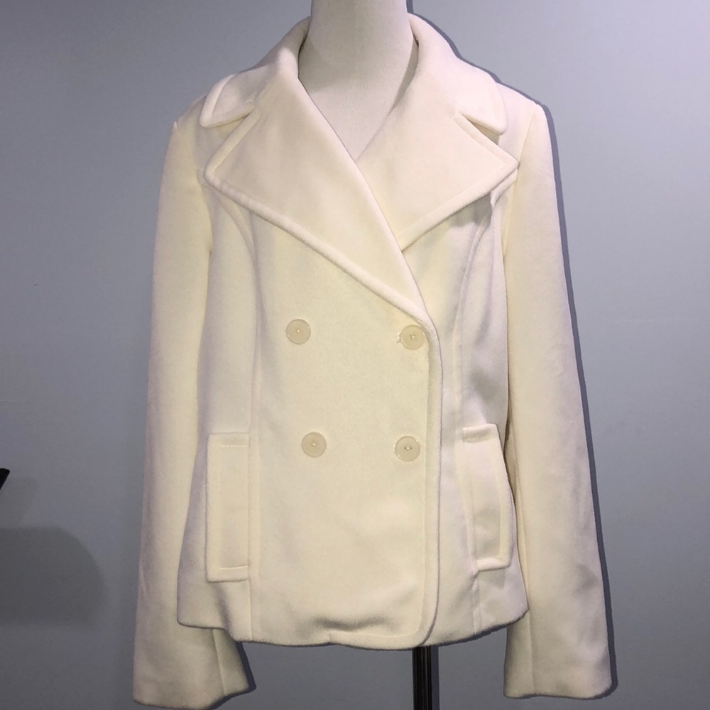 Liz Claiborne winter jacket. Size L, NWT.